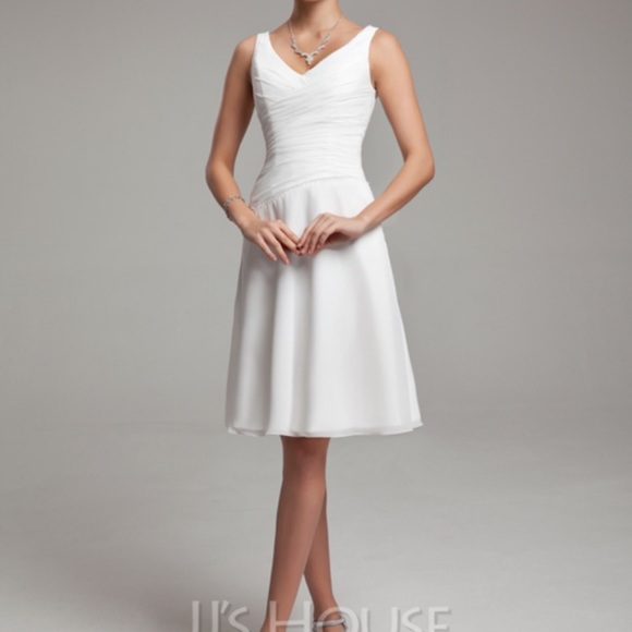 Dress - Picture 5 of 5